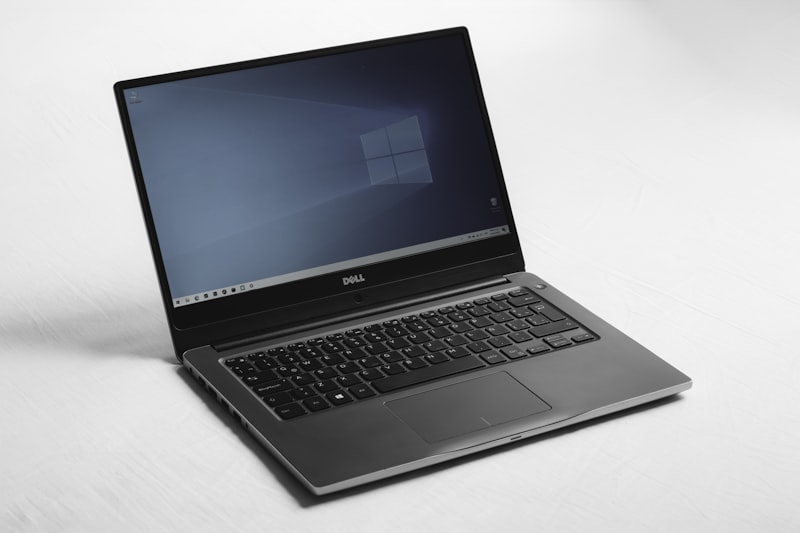 Lenovo ThinkPad X1 Carbon Gen 13